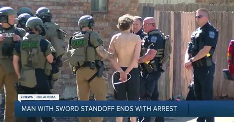 Police Arrest Sword Wielding Man In East Tulsa