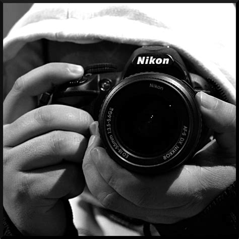 File:Shooting with Nikon D3100, 2012.jpg - Wikimedia Commons