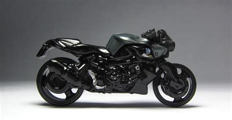 Japanese motorcycles are well built, reliable and typically more affordable than their counterparts from italy and america, and they also. Best Motorcycle 2014: First Look: 2014 Hot Wheels BMW ...
