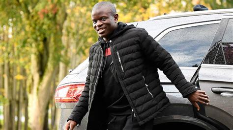 Das auto ist auf maximale funktionalität getrimmt, fährt aber komplett emissionsfrei. El Auto De Kante - N Golo Kante Lifestyle Family Net Worth ...