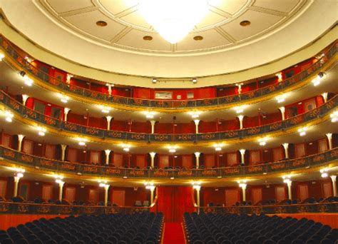 Gran Teatro Orgullo De Córdoba Oway Tours
