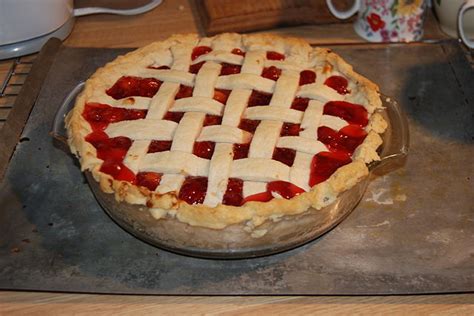 Filecherry Pie With Lattice August 2008 Wikimedia Commons