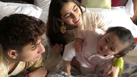 Sara Ali Khan Shares Pics With Taimur On His Birthday Latest Bollywood Gossips 2019 Youtube