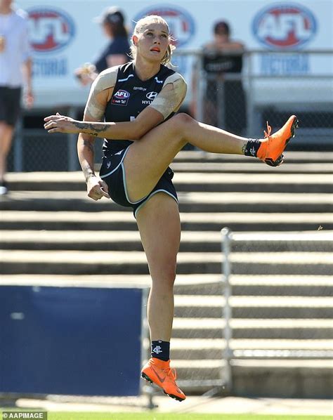 AFL Star Tayla Harris To Play Grand Final After Her Team Wins Their Semi By