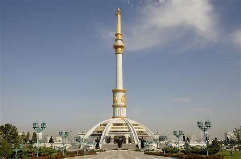 Independence Monument 1 Ashgabat Pictures Turkmenistan In