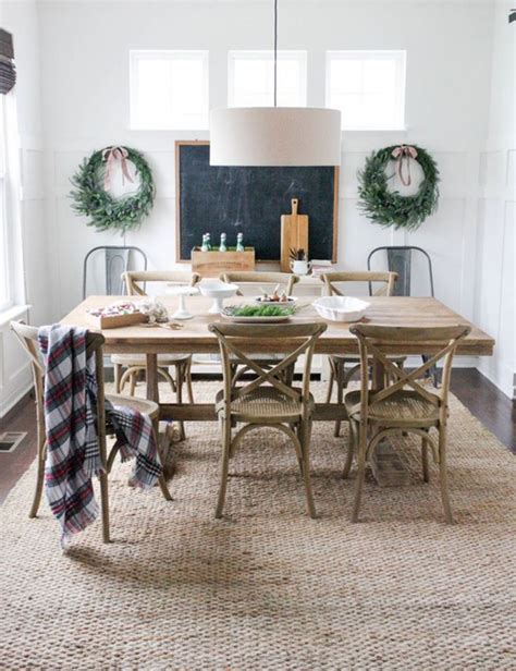 25 Lovely Modern Rugs Ideas For Your Dining Room Home