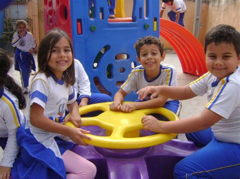 Escola Sueli Da Silva Paula Momento Diversão No Parque Da Escola