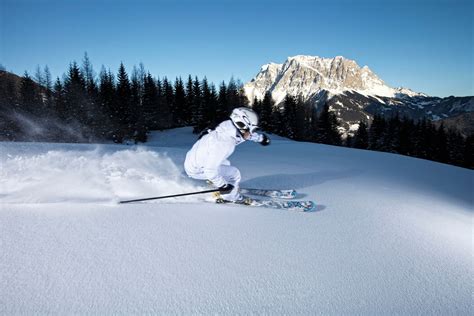 Winterurlaub In Tirol Die Zugspitz Arena N Tvde