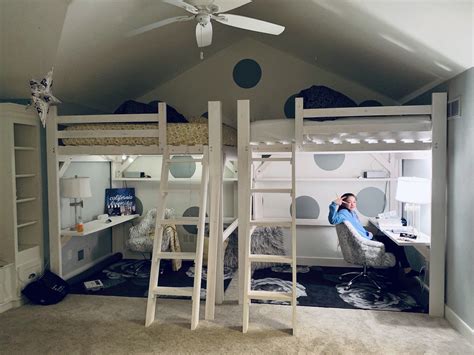 The queen loft bed lets you experience sleep in high style. Queen size loft beds with desk and shelf | Queen loft beds ...
