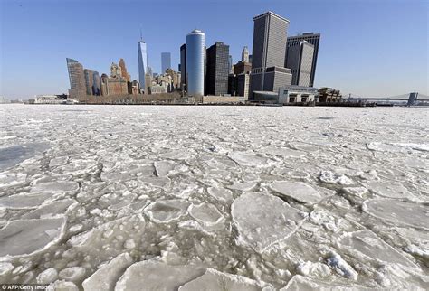 Hudson River Freezes As Manhattan Is Encased In Worst Ice For A Decade