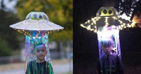 This Alien Abduction Costume Is Perfect For Halloween Alien Costume Diy Halloween Costumes
