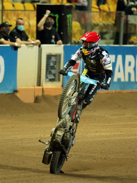 Informujemy, że przedsprzedaż biletów na 2020 betard wrocław fim speedway grand prix polski dla posiadaczy karnetów na domowe mecze betard sparty wrocław w sezonie 2020 pge ekstraligi rozpocznie się 30 stycznia 2020 roku o godzinie 13.00 i potrwa do 3 lutego. Tak Maciej Janowski wygrał Grand Prix we Wrocławiu ...