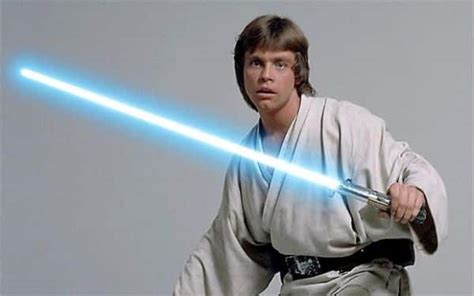 Star Wars Luke Skywalkers Lightsaber Sold For Nearly Half A Million
