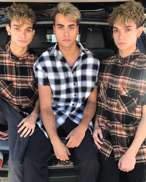 Pin By Neveahsworden On Lucas And Marcus Twin Brothers The Dobre