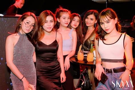 12 Best Nightclubs To Meet Girls In Saigon Jakarta100bars Nightlife And Party Guide Best