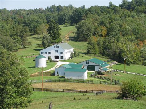 Shamrock Hills Farm Near Hardinsburg Ky Kentucky Farms Horse Farms