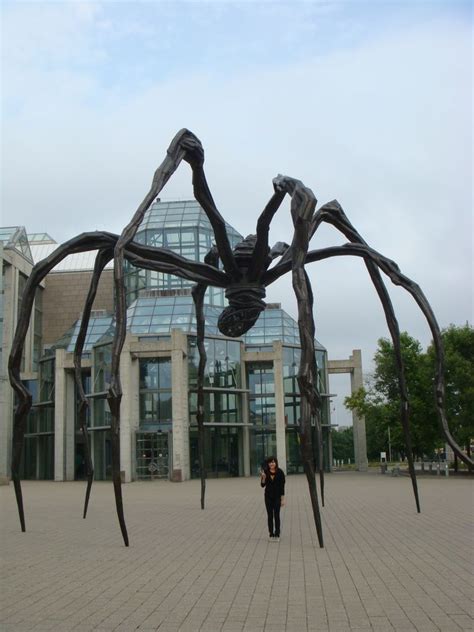 Maman Sculpture Outside Canadian National Art Gallery Ottawa Museum