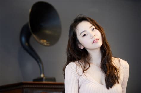 Ahn So Hee Observes Listens And Empathizes Herald English