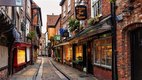 What To See And Do In York The Shambles Harry Potters Diagon Alley