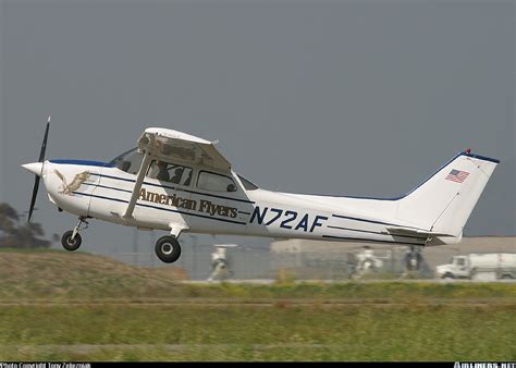 Cessna 172r Skyhawk American Flyers Aviation Photo 0328482