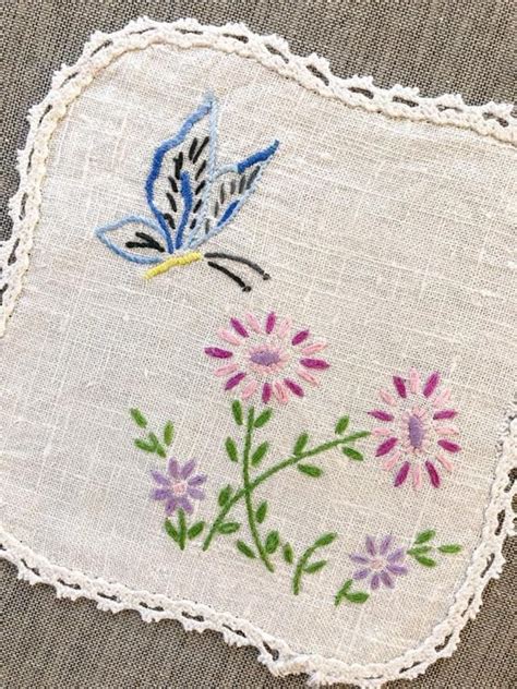 Vintage Embroidered Table Linen Butterfly And Flowers Etsy