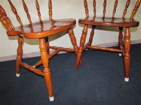 Lot Detail Pair Of Sweet Early American Style Kitchen Chairs