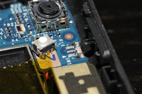 Lenovo Thinkpad Tablet – Broken Power Button [UPDATE] « Beyond Technology