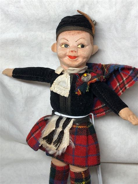 95” Vintage Antique Norah Wellings Scottish Kilt Scots Highlands Cloth