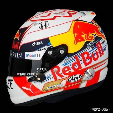 Natuurlijk moet de helm onderscheidend zijn. JMD Jens Munser Designs on Instagram: "New colors for Max ...