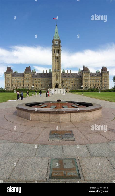 Centennial Flame Canadian Parliament Building Ottawa Stock Photo Alamy