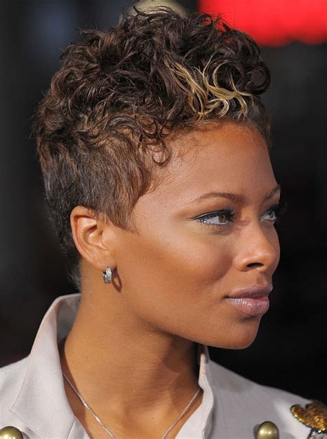 Trending styles for different hair lengths. 50 Cute Short Curly Hairstyles For Black Woman » EcstasyCoffee