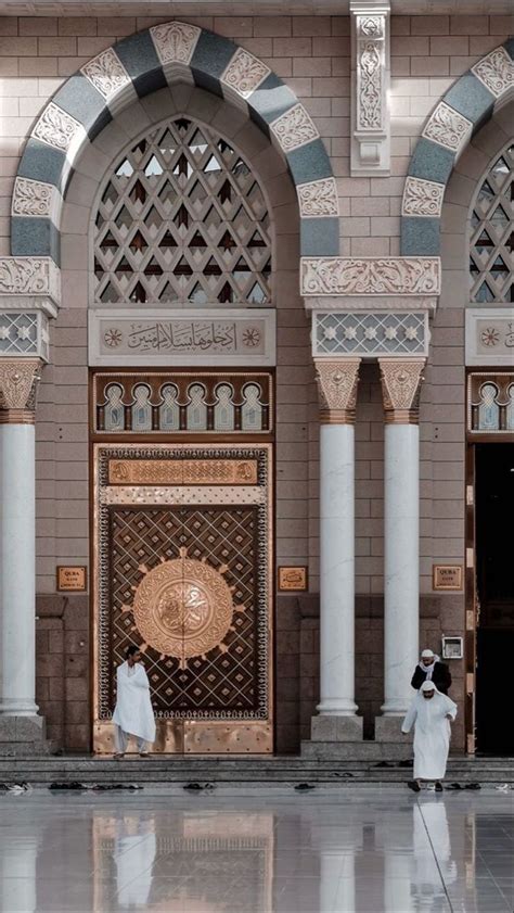 Huraikan latar belakang masyarakat makkah dan kota madinah (yatrib) sebelum kedatangan islam. Pin oleh Sadaf di Makkah and Madina di 2020 (Dengan gambar ...