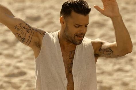 Ricky Martin Vida Music Video Beats4la
