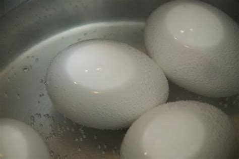 Cómo hacer un huevo duro correctamente