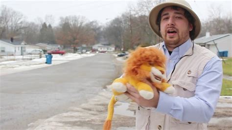 Steve Irwin Goes To The Outback In Live Lion Prank Inspired By Tom