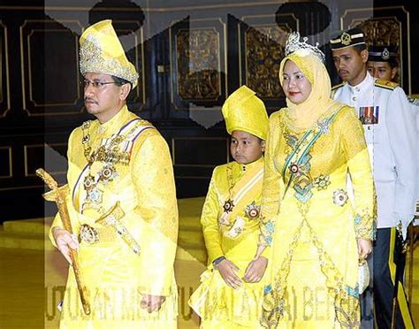 His majesty tuanku mizan zainal abidin, sultan of terengganu, was elected monarch and chief of state of malaysia on december 13, 2006, for a zainal abidin samboe has written: Terengganu Honour List 2012 ~ datuk malaysia