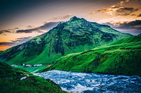 Moving To Iceland This Is How Much It Will Cost You
