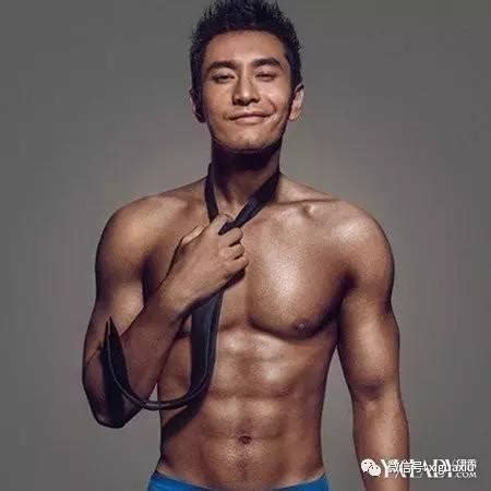 Manage your video collection and share your thoughts. 黃子韜，張繼科，黃曉明，任嘉倫這些青島的小哥兒簡直都有毒! - 每日頭條