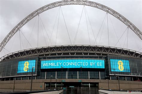 Ee Promises Super Fast 4g That Will Make Your Fibre Broadband Look