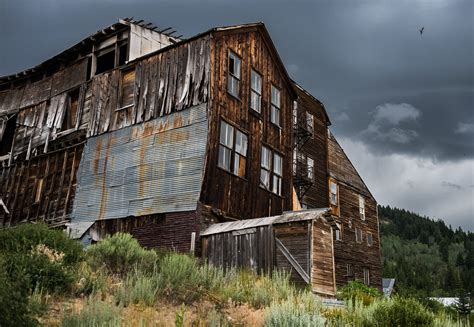 A Weathered And Beaten Hotel Lies In The Forgotten Town Of Silver City