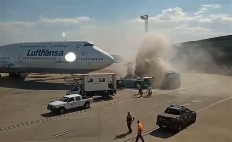 Alert A Tug Caught Fire Near A Lufthansa Boeing 747 8 At Buenos Aires