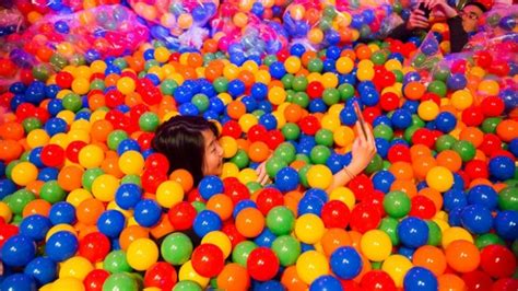 Sydney Is Getting A Massive Ball Pit For Adults To Enjoy Ellaslist