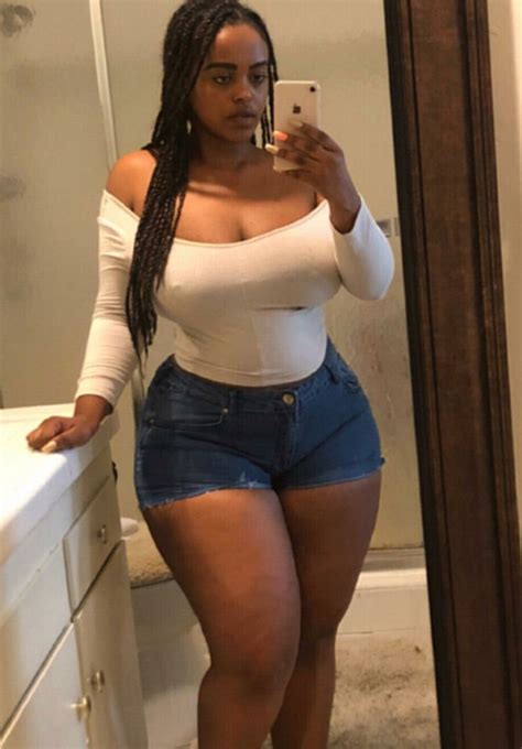 Sugar Mummy Norah Sent You A Private Message With Her Phone Number