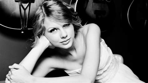 Free Download Hd Wallpaper Women Taylor Swift Singer Wallpaper Flare