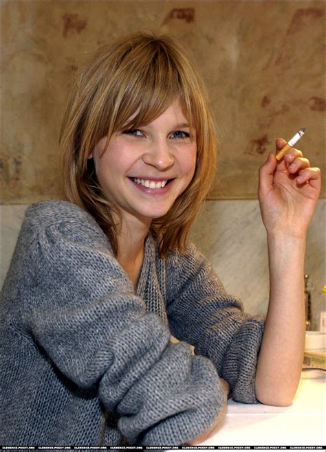 clemence poesy women smoking hair day new hair clémence poesy parisian chic style fleur