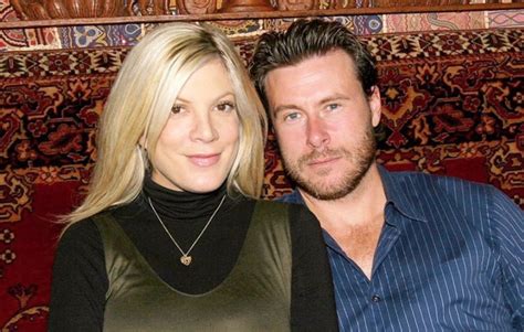 Dean Mcdermott Finally Explains Why He Announced His Separation From Tori Spelling Then Deleted It