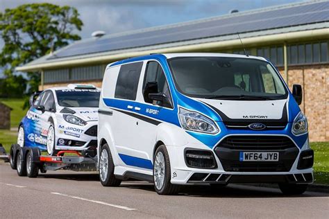 Ford Transit M Sport Una Furgoneta Con Un Aspecto Muy Racing