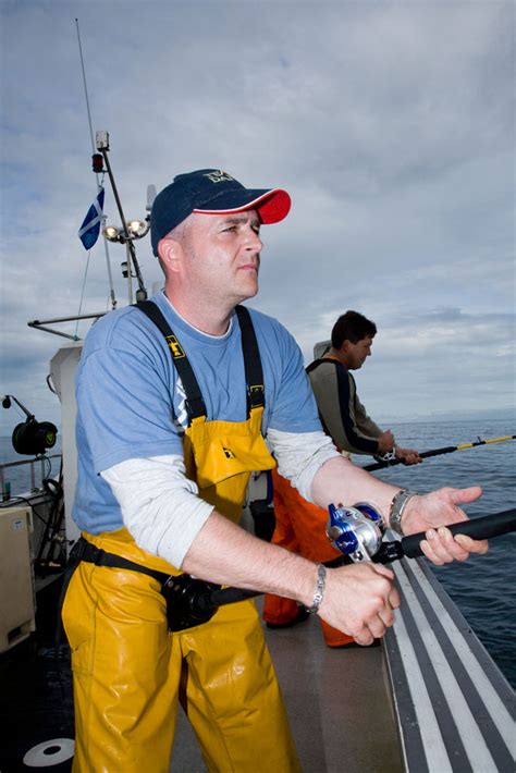 Daiwa Saltiga Speed Lever Drag Reel Planet Sea Fishing