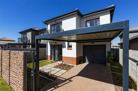 Johannesburg is the wealthiest city in the whole of africa. House in Johannesburg now available | Johannesburg CBD ...