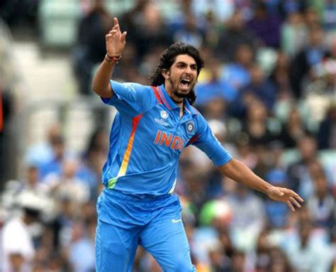 Ipl 2020 | delhi capitals pacer ishant sharma out with abdominal injury#latestnews#etvandhrapradesh. IPL Auction 2019 - What's going on around | India Trendin